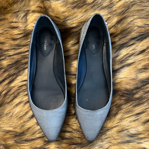 Calvin Klein Women's Metallic Gray Flats - Picture 1 of 2